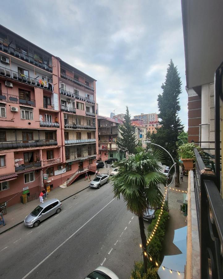 Hotel Elio Батуми Экстерьер фото