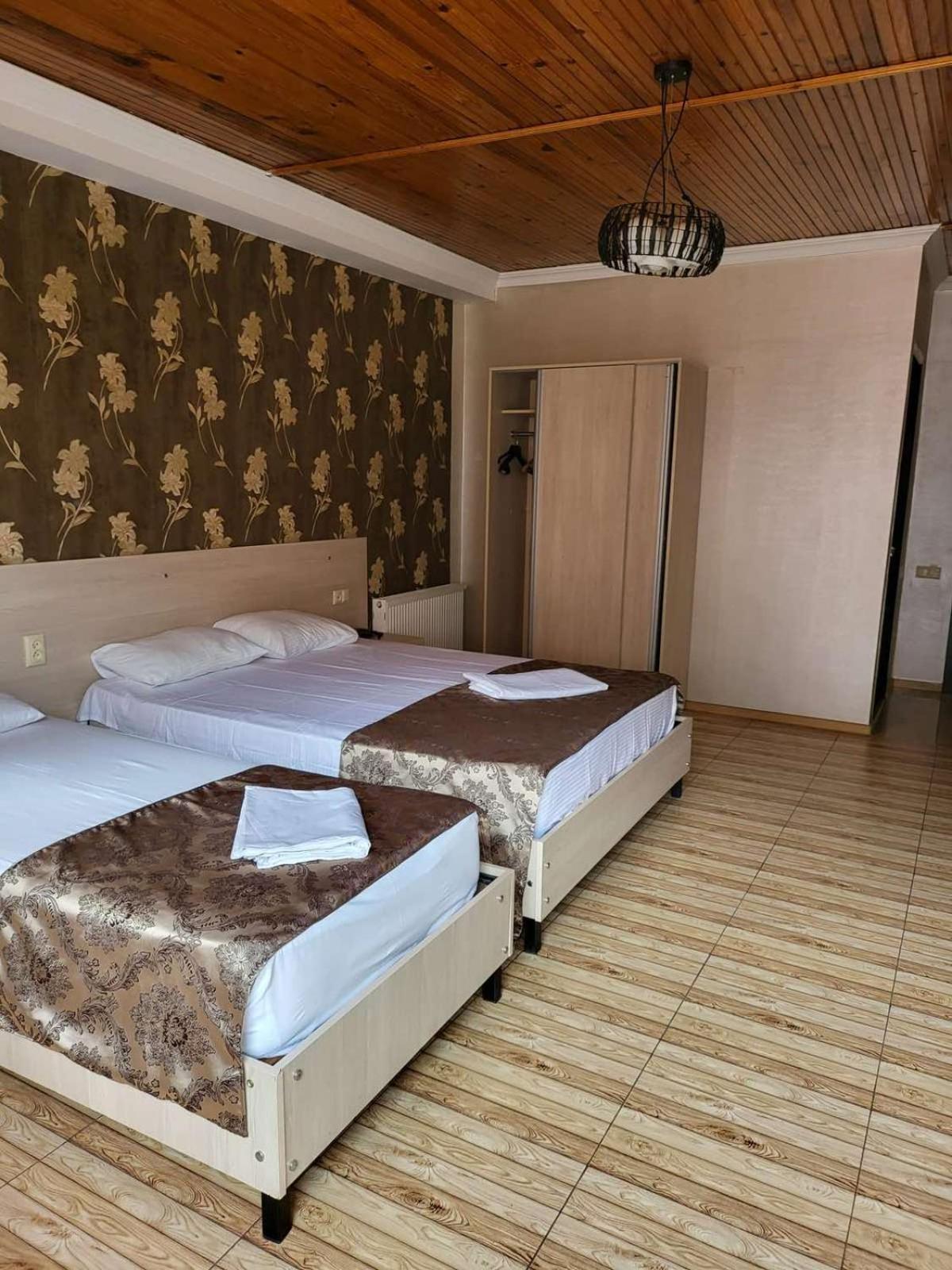 Hotel Elio Батуми Экстерьер фото