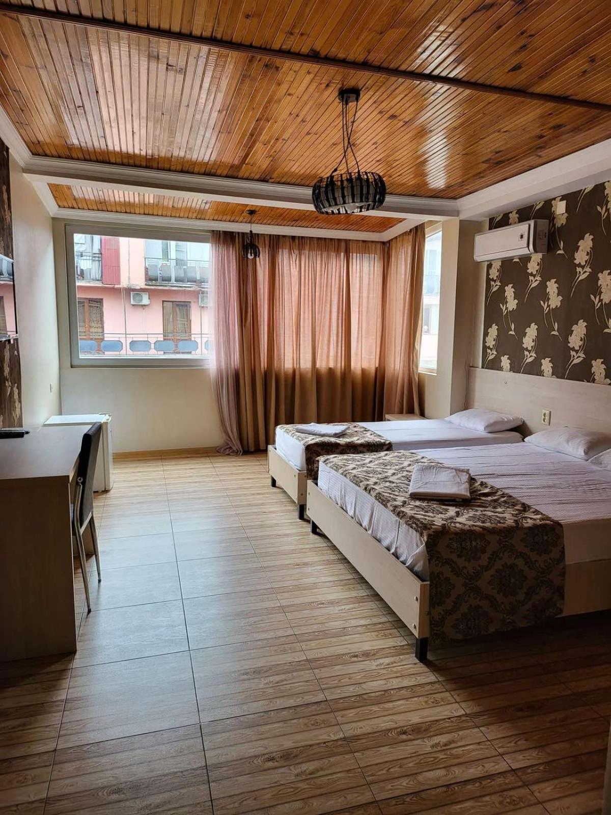 Hotel Elio Батуми Экстерьер фото