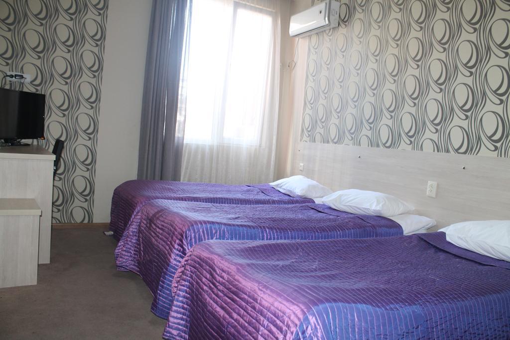 Hotel Elio Батуми Экстерьер фото