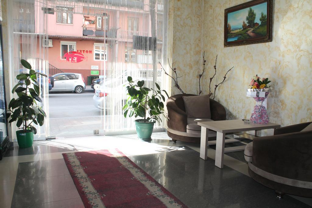 Hotel Elio Батуми Экстерьер фото