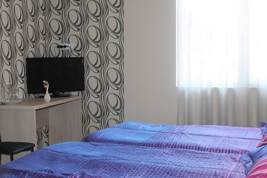 Hotel Elio Батуми Экстерьер фото